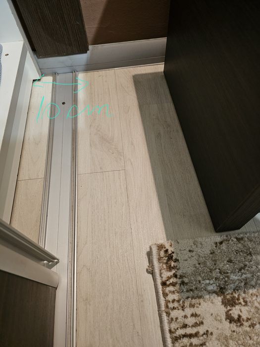 Dresing cu oglinda, pat, saltea, noptiere și comodă