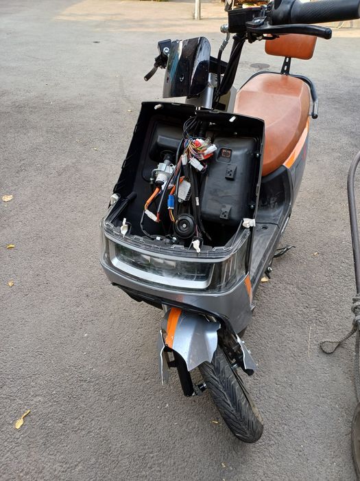 Продам электроскутер 800watt после дтп