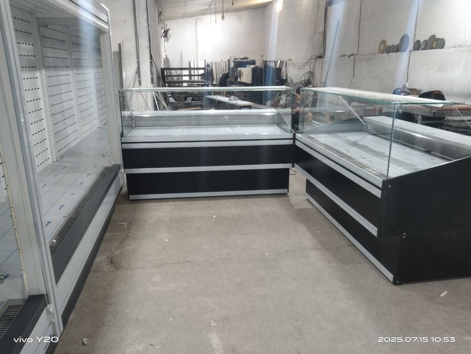 Гушт ва калбаса махсулотлари учун витрина холодильник