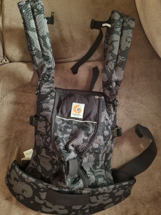 Marsupiu Ergobaby, de la 3 la 20 kg