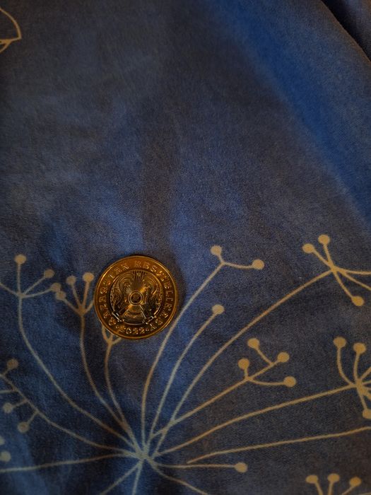 Продам коллекционные 100 тг