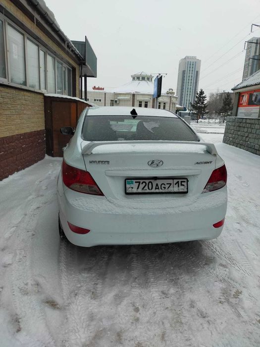 Автомобиль Hyundai Accent