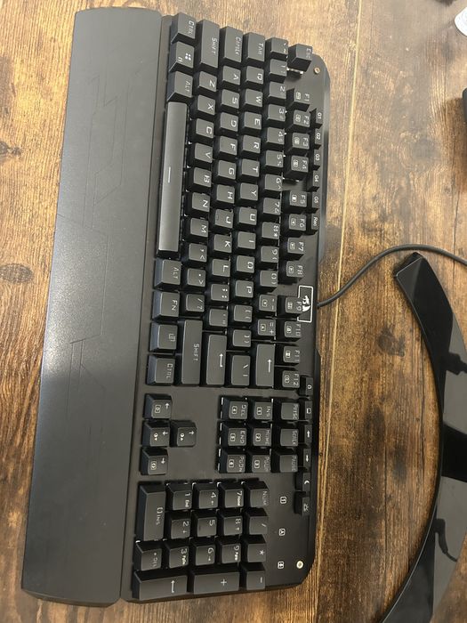 Tastatura mecanica RedDragon Indrah