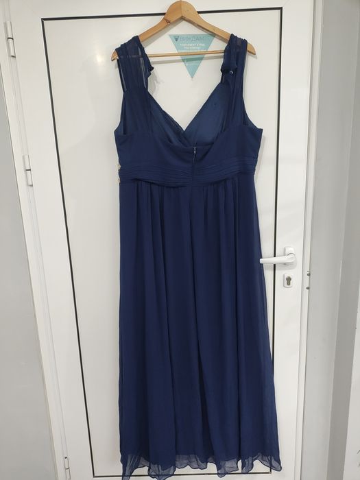 Официални рокли голям размер