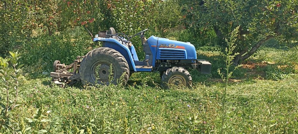 Минитрактор японец