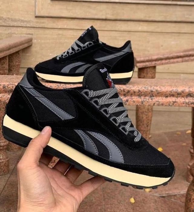 Reebok Classic Fashion