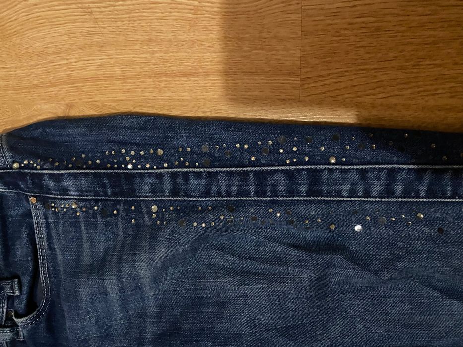 Маркови дамски дънки Guess