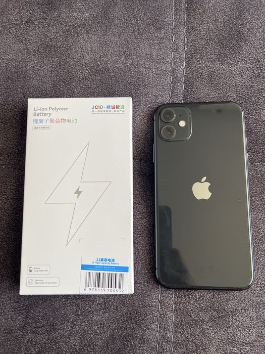 IPhone 11 , 64 Gb.