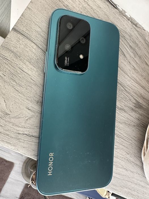 Vand telefon Honor 200lite