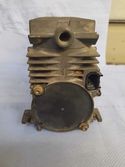 Компрессор на Мерседеес Варио