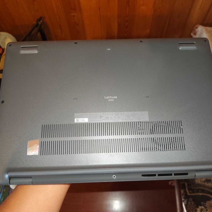 Ноутбук Dell 3350, 2024-й год