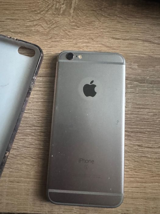 iPhone 6S-В добро състояние