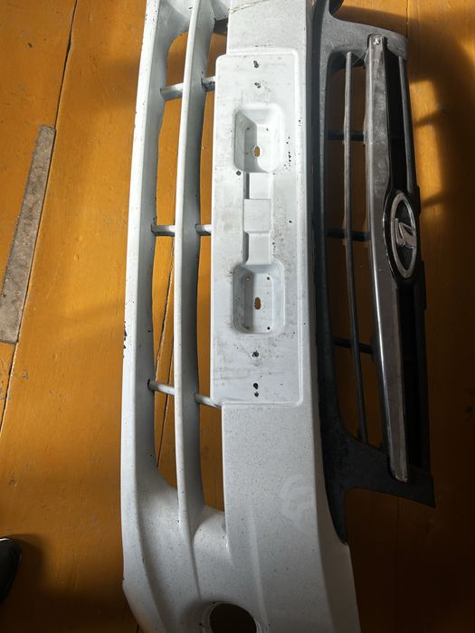 Продам бампер 2190