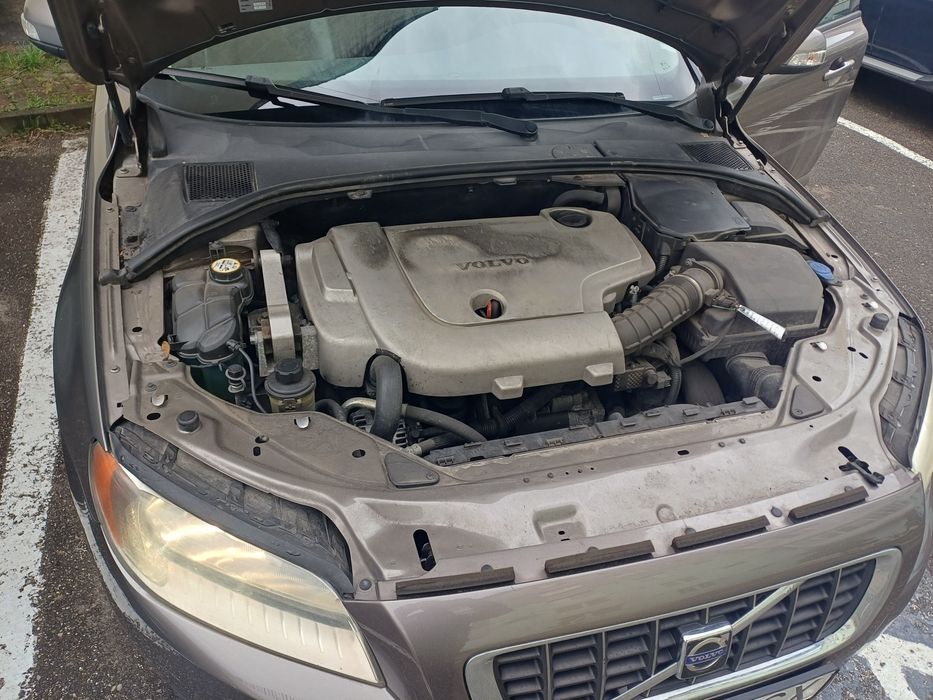 VOLVO V70 2008 — imagine 2