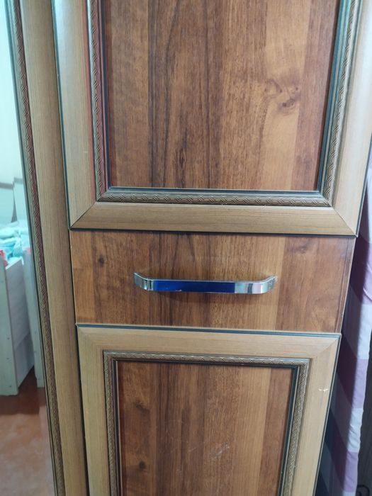 Шкаф для одежды в спальню