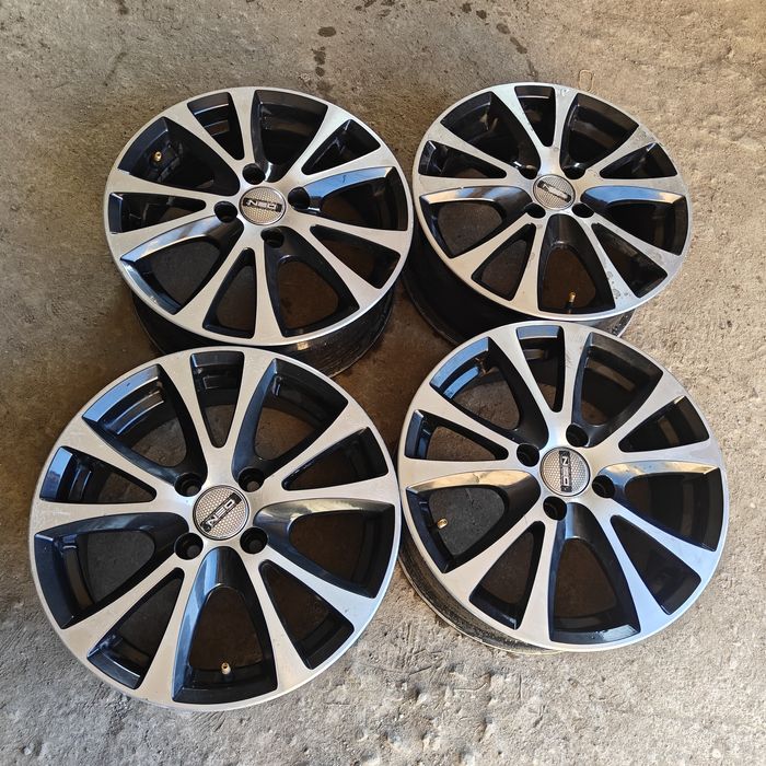 R15 PCD 4*100 Комплект легкосплавных дисков