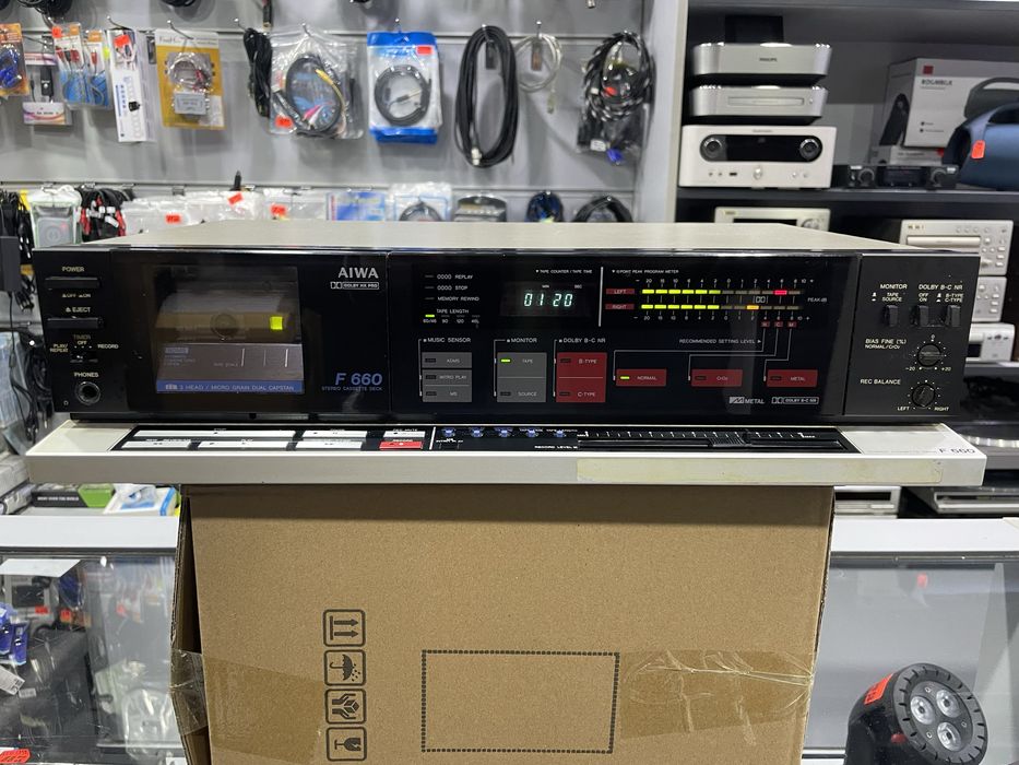 Aiwa AD-F 660…casete