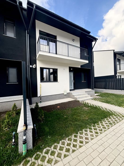 Vând Duplex cartier Aerodrom mutare imediată