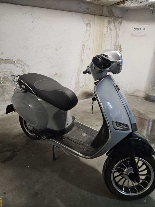 De vanzare Scuter 50cc Trotty