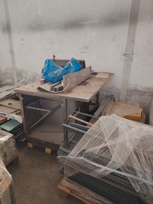 Продавам аспирации, скари зануси (трифазни професионални) маси неръждавейка и др.