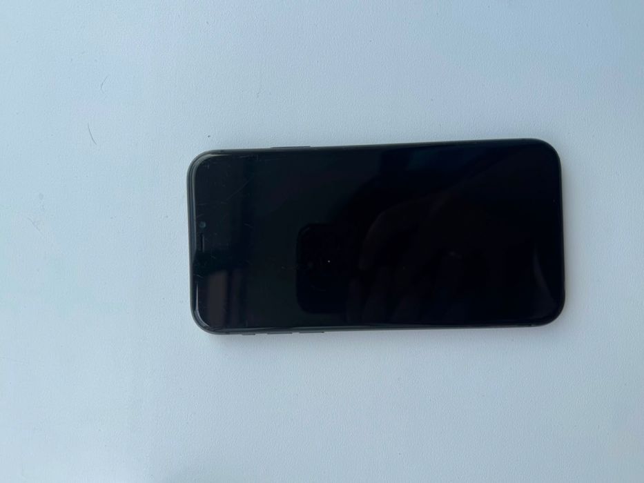 Iphone 11 64gb продам или обмен