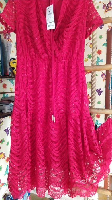 Платье красное ажурное