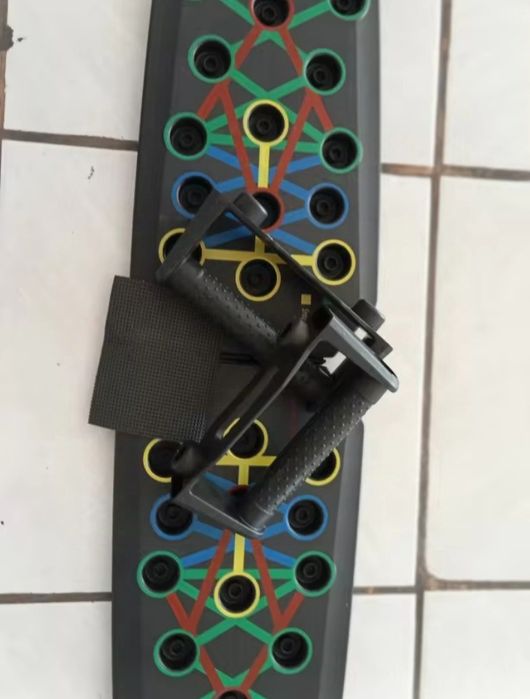 Уред за лицеви упори