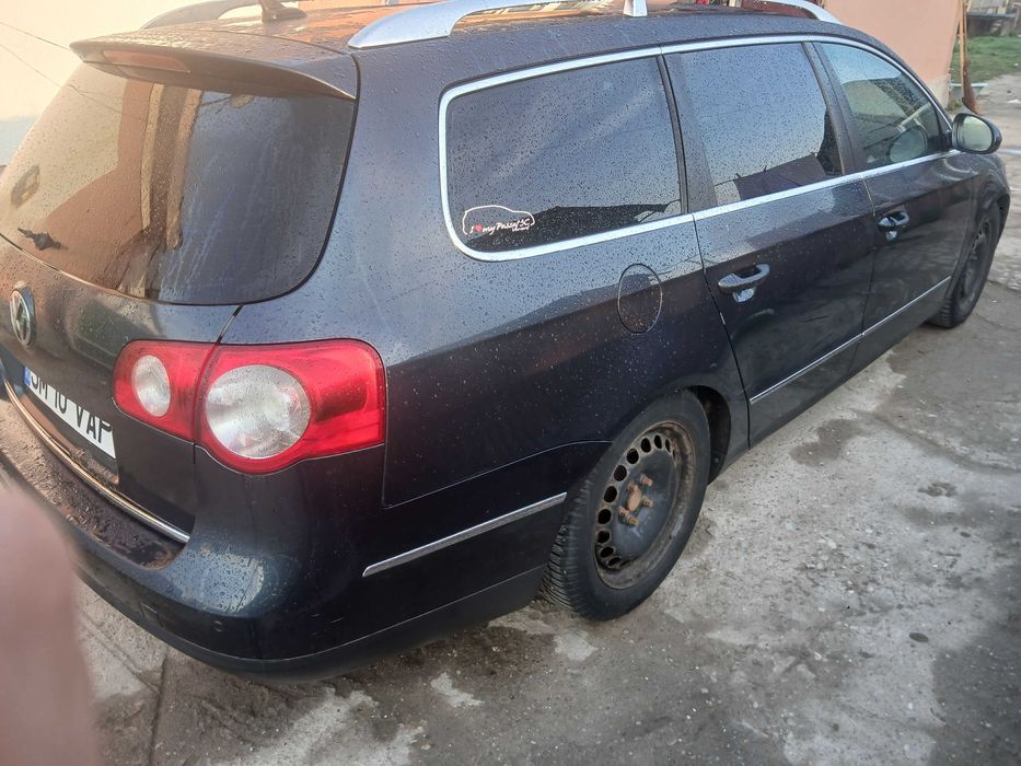 vând passat B6 motor 2.0 140 cai an 2008