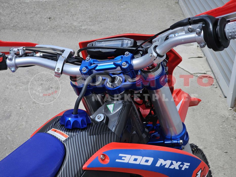 Кросов мотор 300 кубика Upbeat Чист крос 300cc с водно охлаждане и ел.старт. НОВ