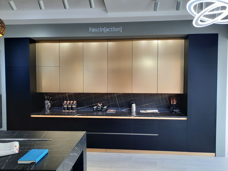 Hiitech uslubida oshxona mebellari