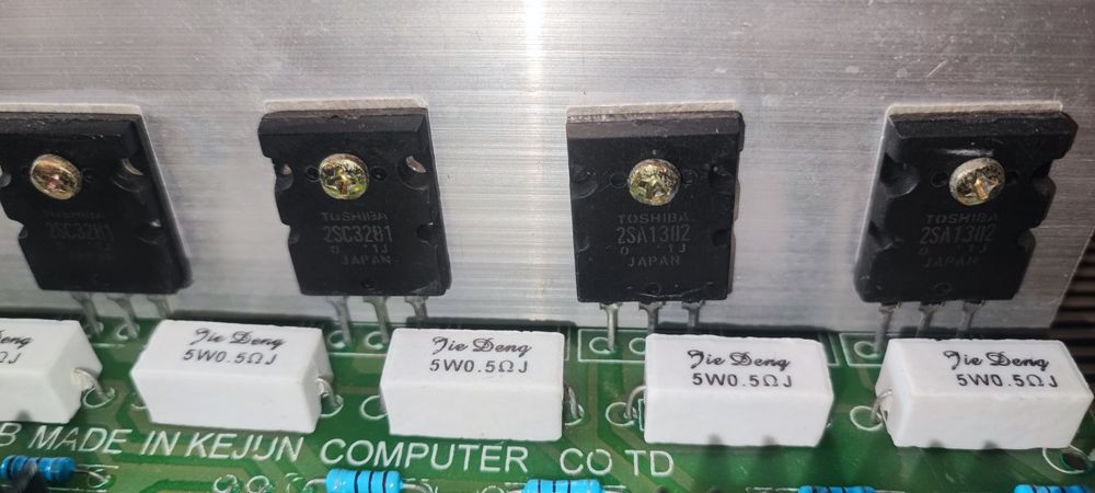 Плата усилителя мощности .