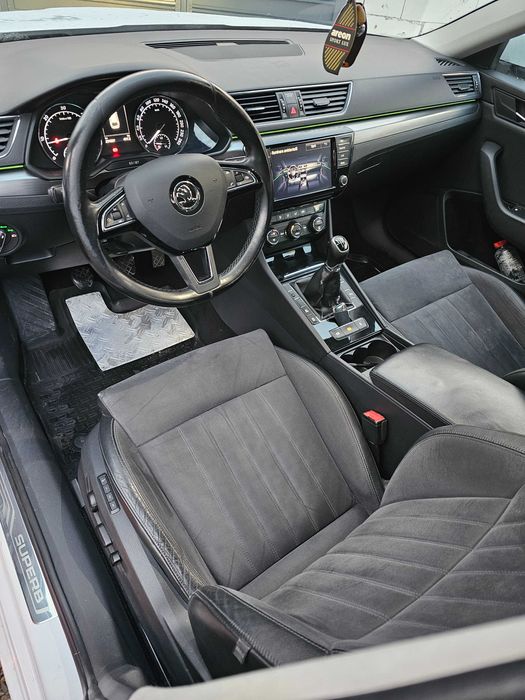 SKODA Superb 2017 — imagine 5