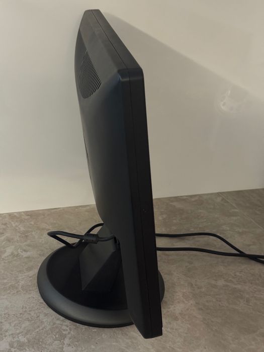Монитор SAMSUNG 19in