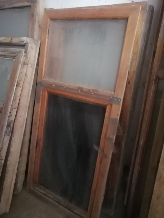 Продаются оконные рамы