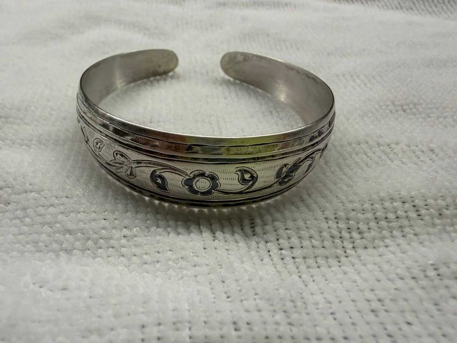 Сребърна гривна стил Кубачи