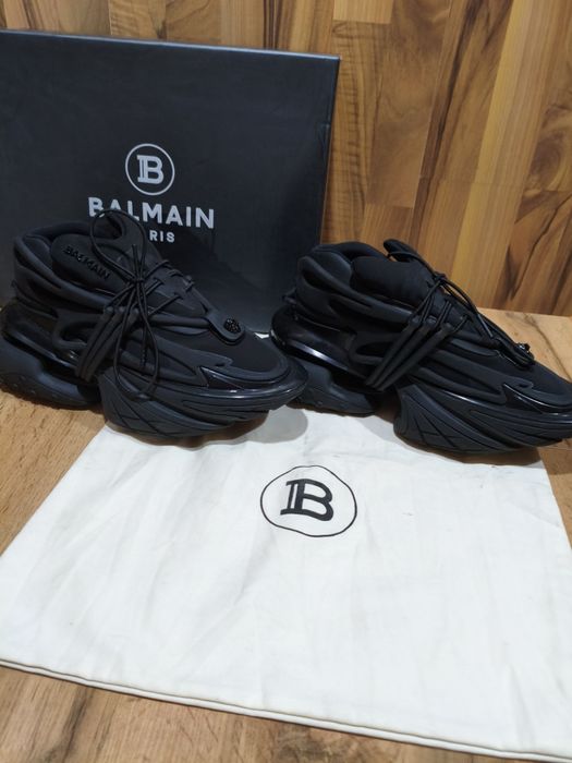 Продам кросовки balmain unicorn