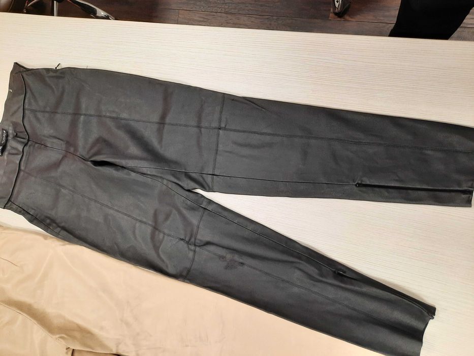 Pantaloni Zara piele exologica, M