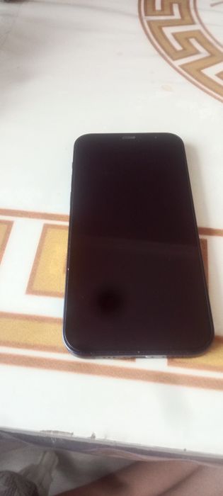 Айфон 12 75% аккум