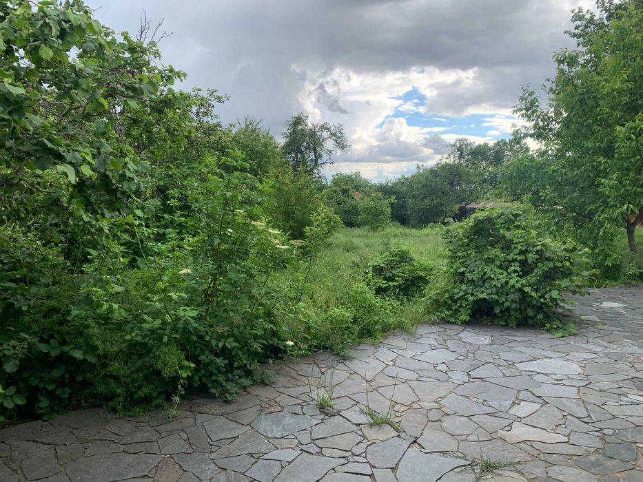 ИМОТ в близост до ЦЕНТЪРА на с. Васил Левски