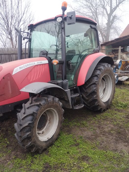 Vând tractor Mccormick x4.30