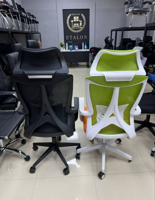 Офисное кресло модель Лара