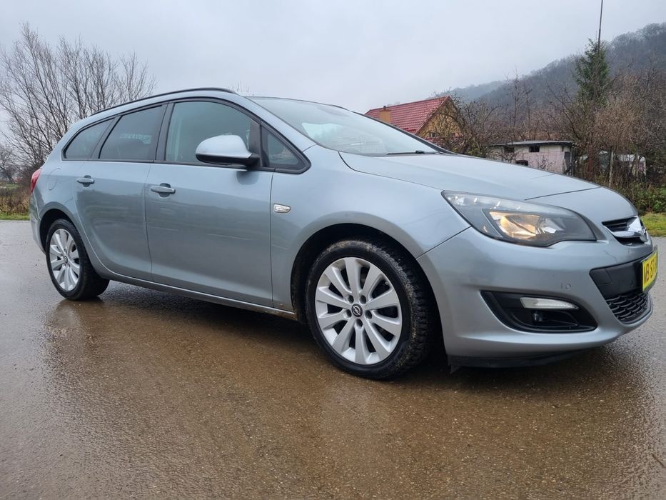 Opel Astra J 2014