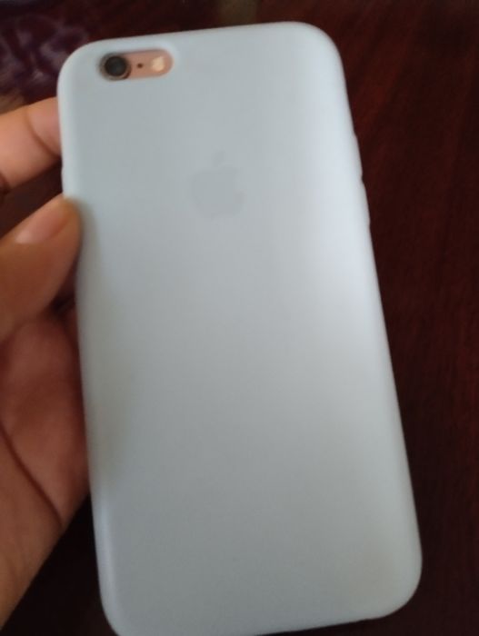 Продам айфон 6с розовый