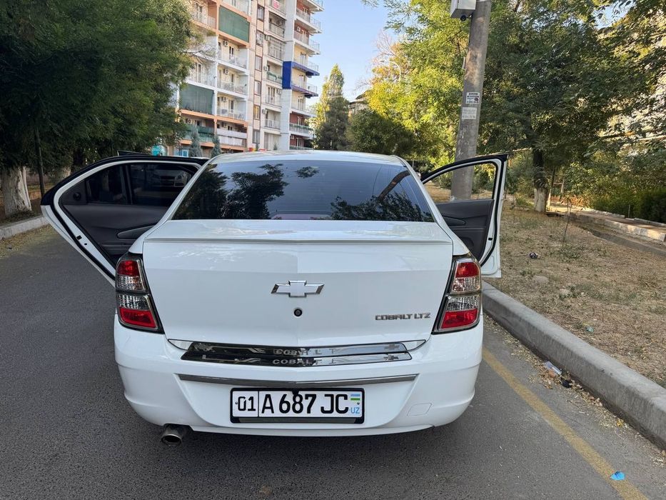 Продаётся Chevrolet Cobalt 2013 года состояние отличное