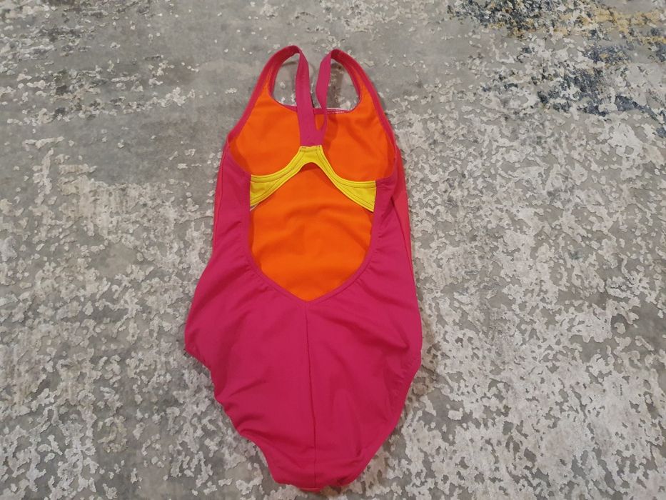 Costum inot Arena pt fete 12-13 ani (152 cm)