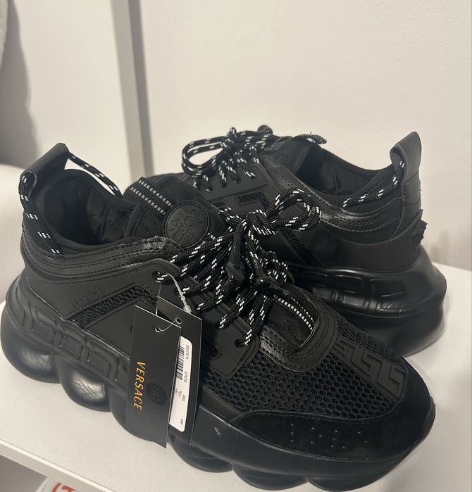versace chain black