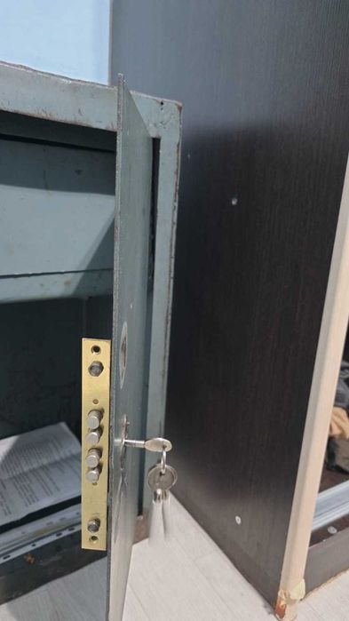 Сейф в хорошем состоянии