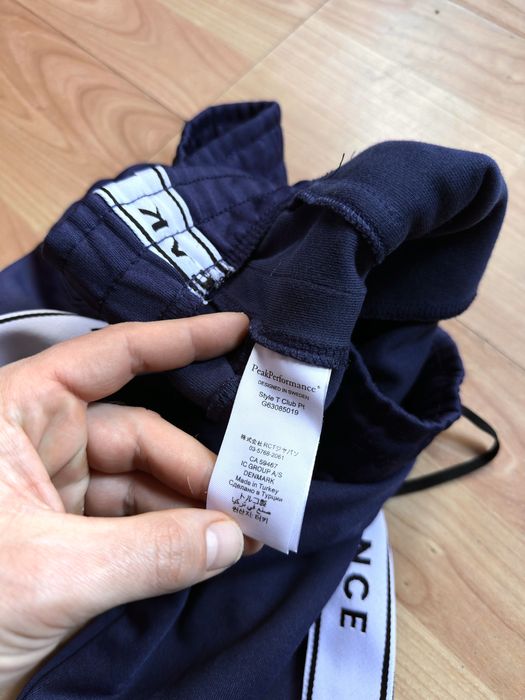 Pantaloni pants joggers sweats tapered Peak Performance navy poliester