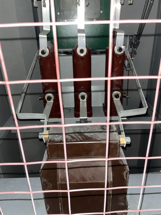 Продам ЯКНО-1250 50/5 на 10 кВ.