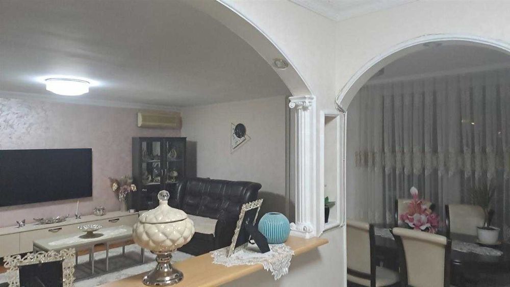 Двустаен имот в кв.Витоша